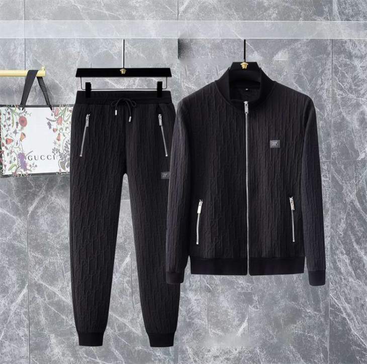Picture of Dior Sweater Suits _SKUDiorM-4XL12yn1038562